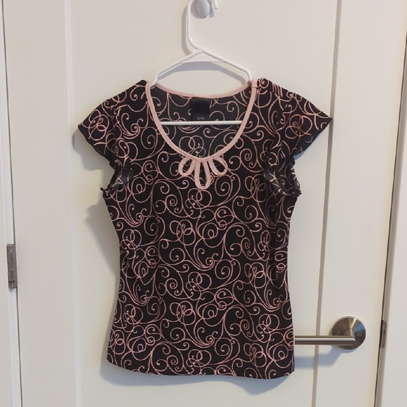 Black and Pink Swirl Pattern Women's Top - Picture 1 of 2